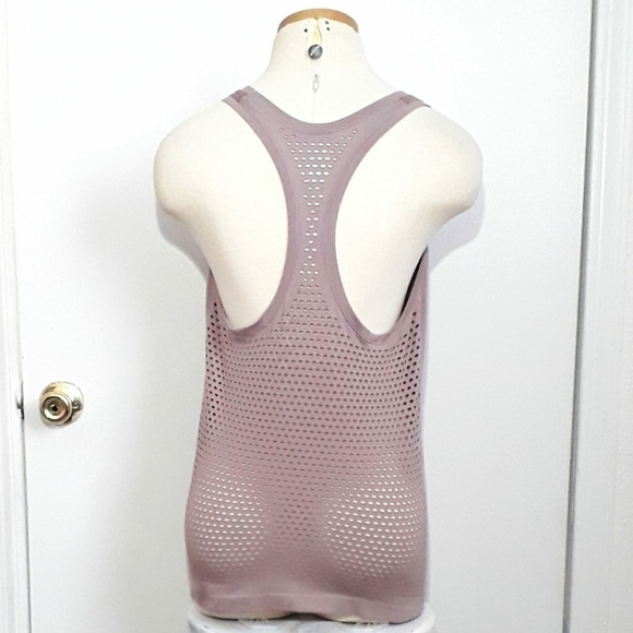 Victoria Sport by Victoria's Secret Mauve Seamless Tank - Picture 5 of 10